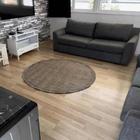 Deniz Manzarali Lueks Cati Kati Apartmán *